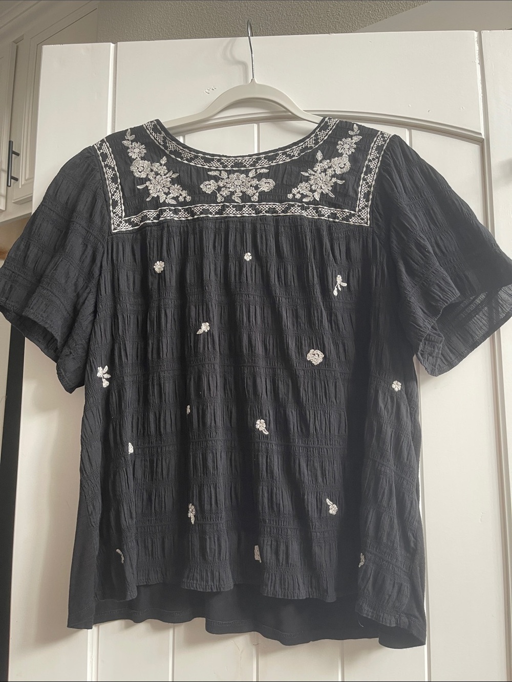 Knox Rose Black Embroidered Peasant Blouse with White Floral Yoke